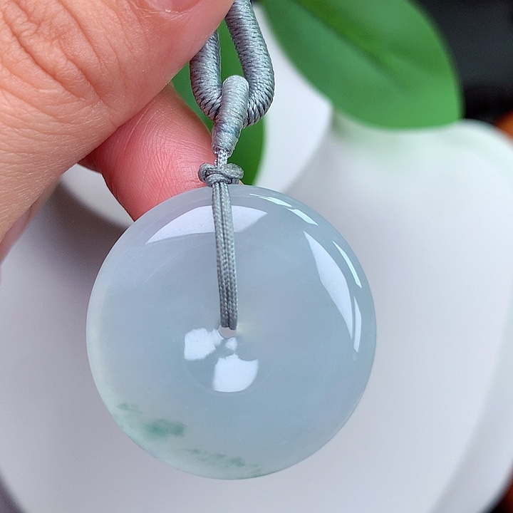 颈饰未镶嵌翡翠平安扣 28.7x5.0mm