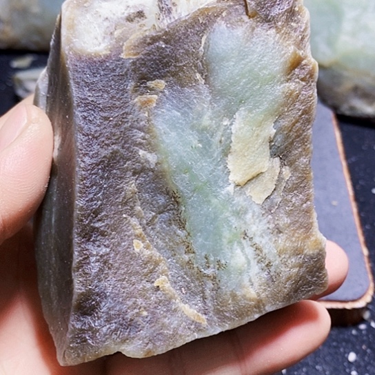 和田玉（糖玉）未镶嵌珠宝半成品