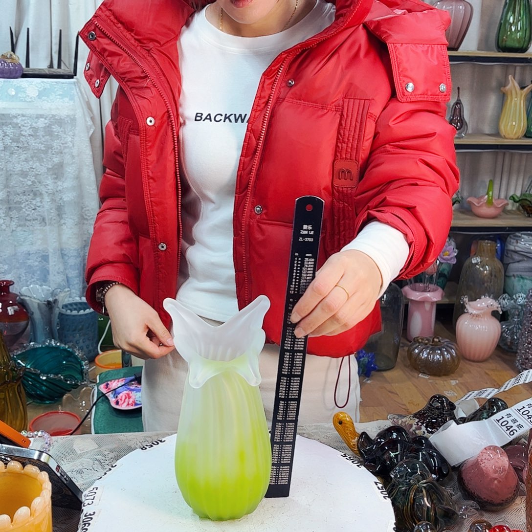 蝴蝶瓶家悦琉璃工艺品