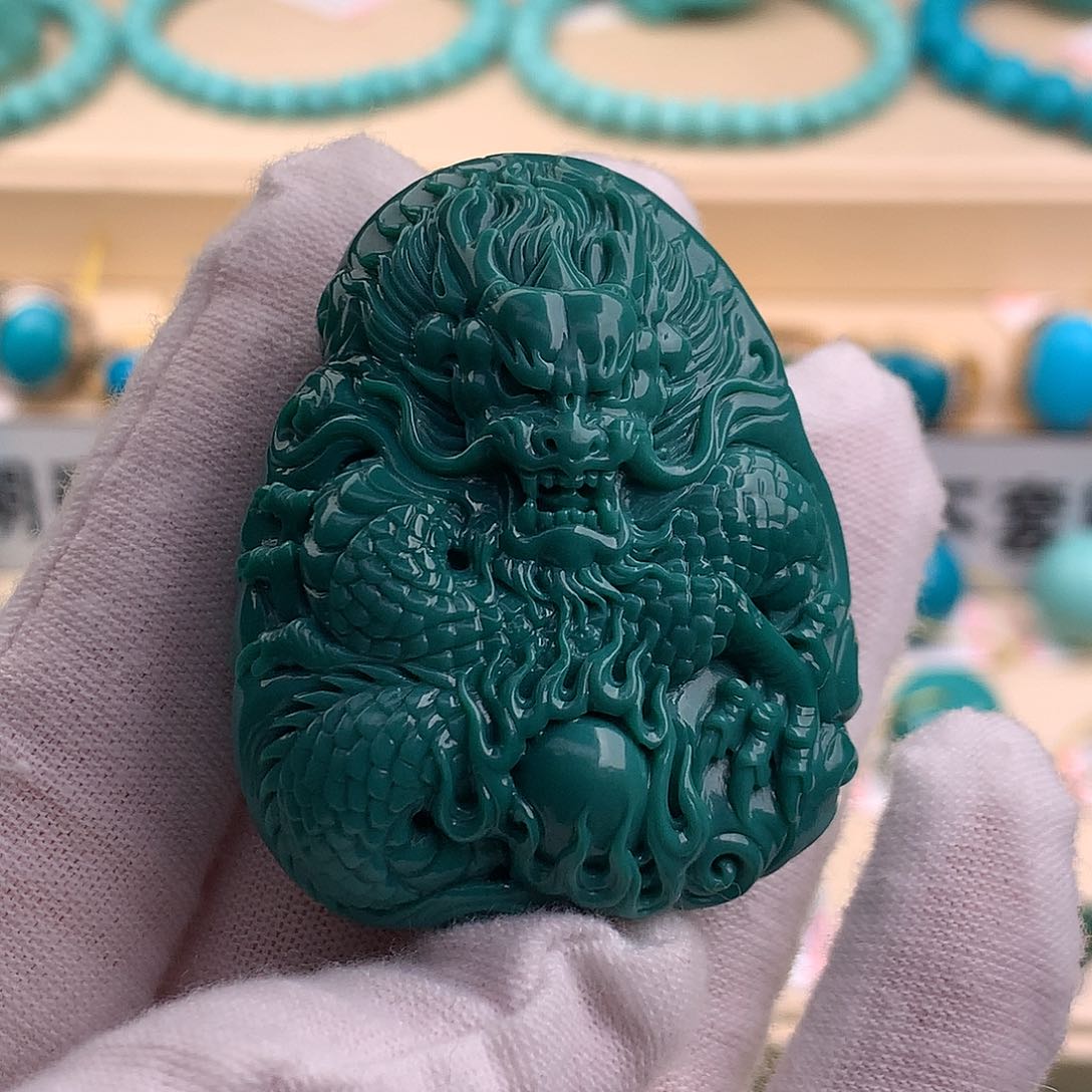 绿松石珠宝奇石未镶嵌笑**云