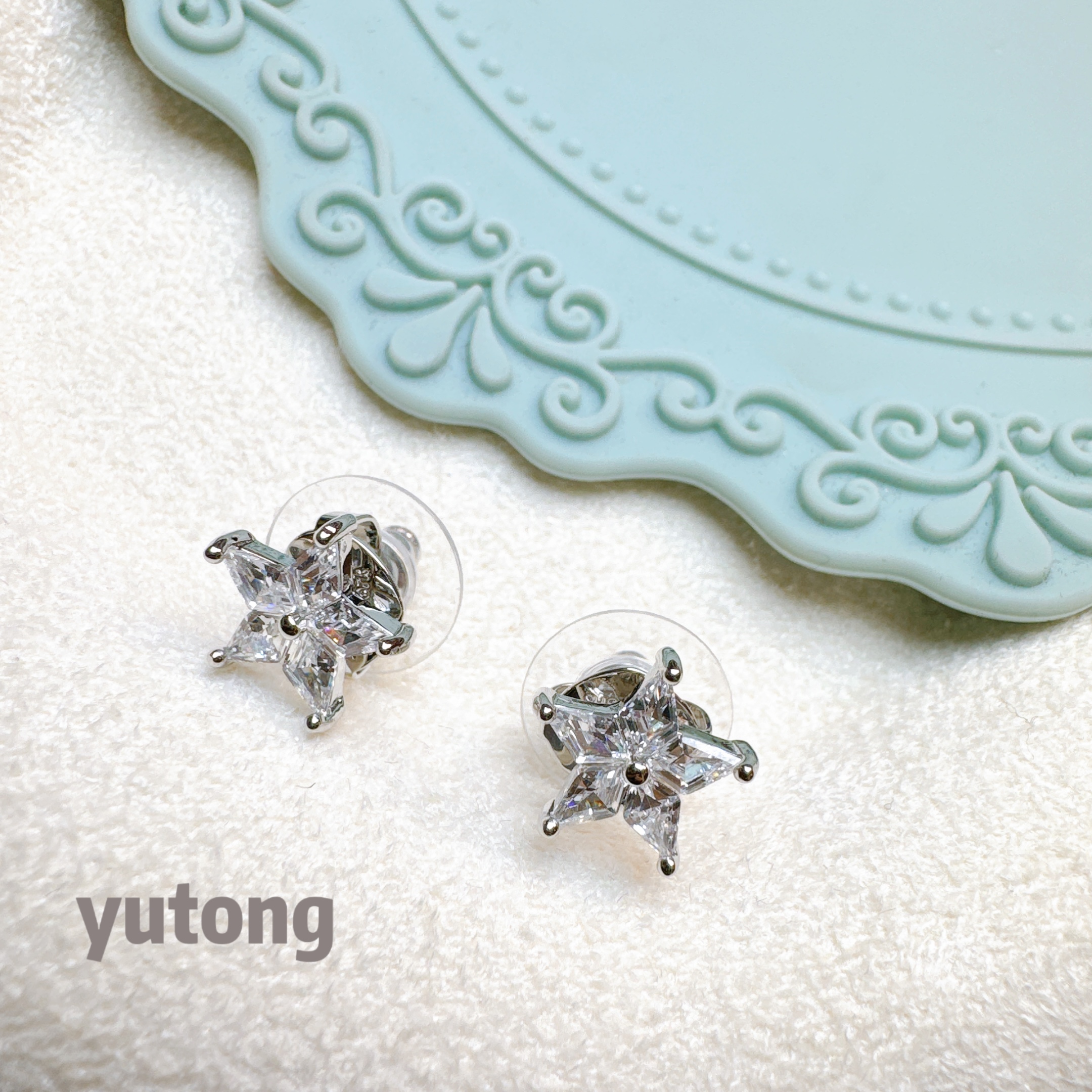 铜合金锆石耳饰 【雨桐轻奢饰品】耳环YT00705