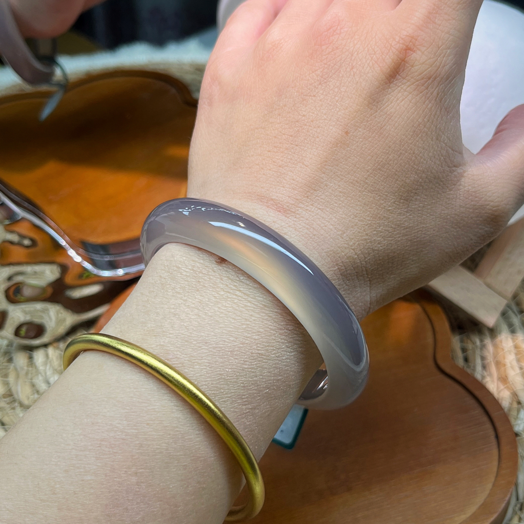 『浮光』天然玛瑙手镯烟灰紫高冰高透灰冰