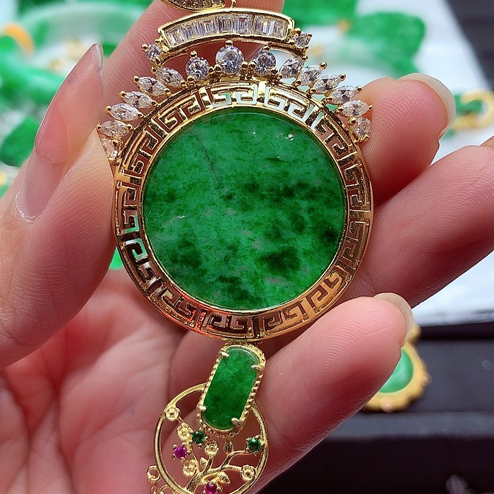 翡翠颈饰银S925镶嵌翡翠