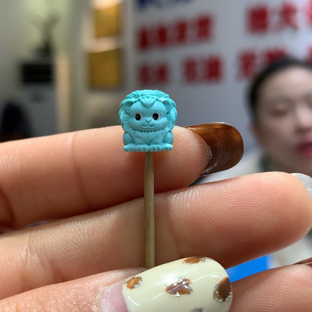 绿松石配饰未镶嵌