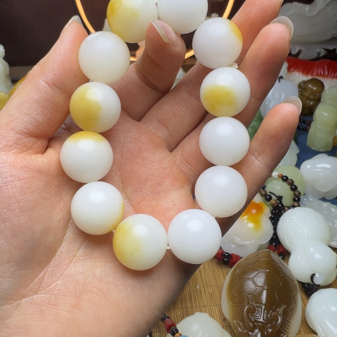 石材手工雕刻圆珠子手串
