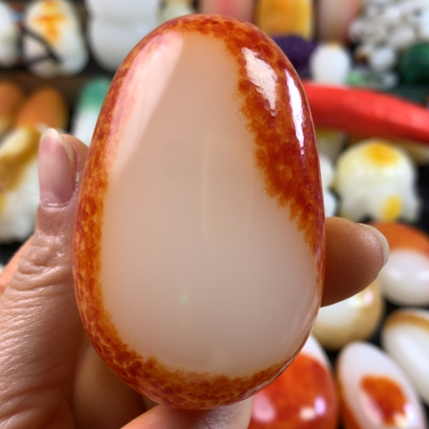 完全开放新疆戈壁五彩彩石