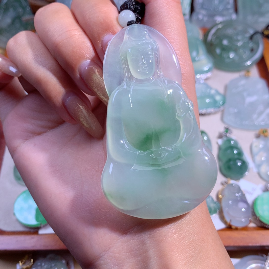 翡翠吊坠(不含链)未镶嵌