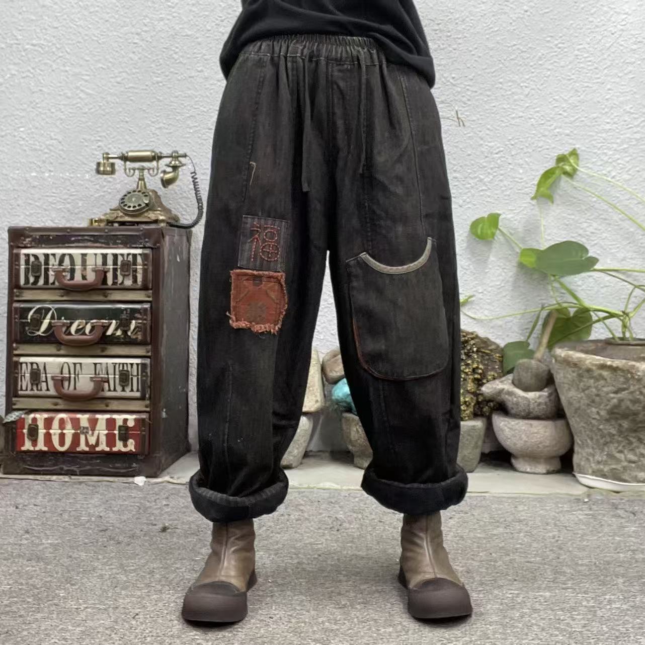 8306黑灰色加绒贴布绣福12片南瓜牛仔休闲裤（长96臀围136脚口44