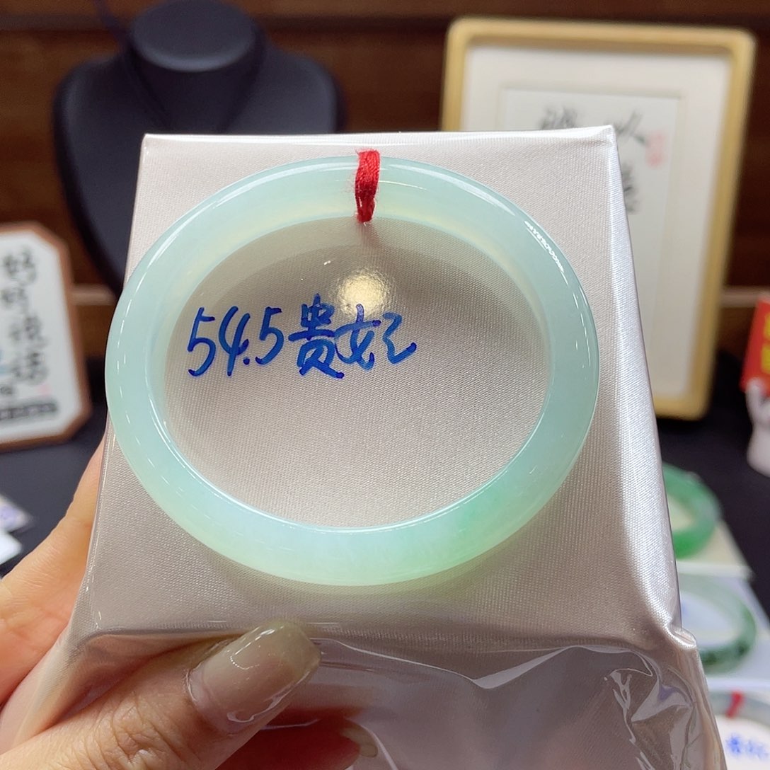 未镶嵌手镯翡翠33 号