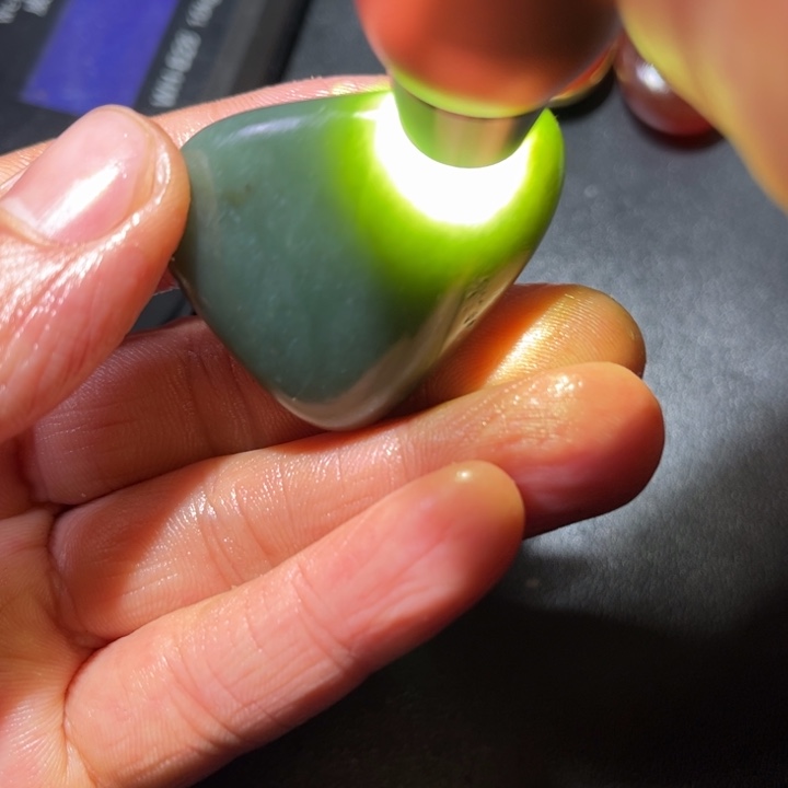 和田玉未镶嵌珠宝奇石