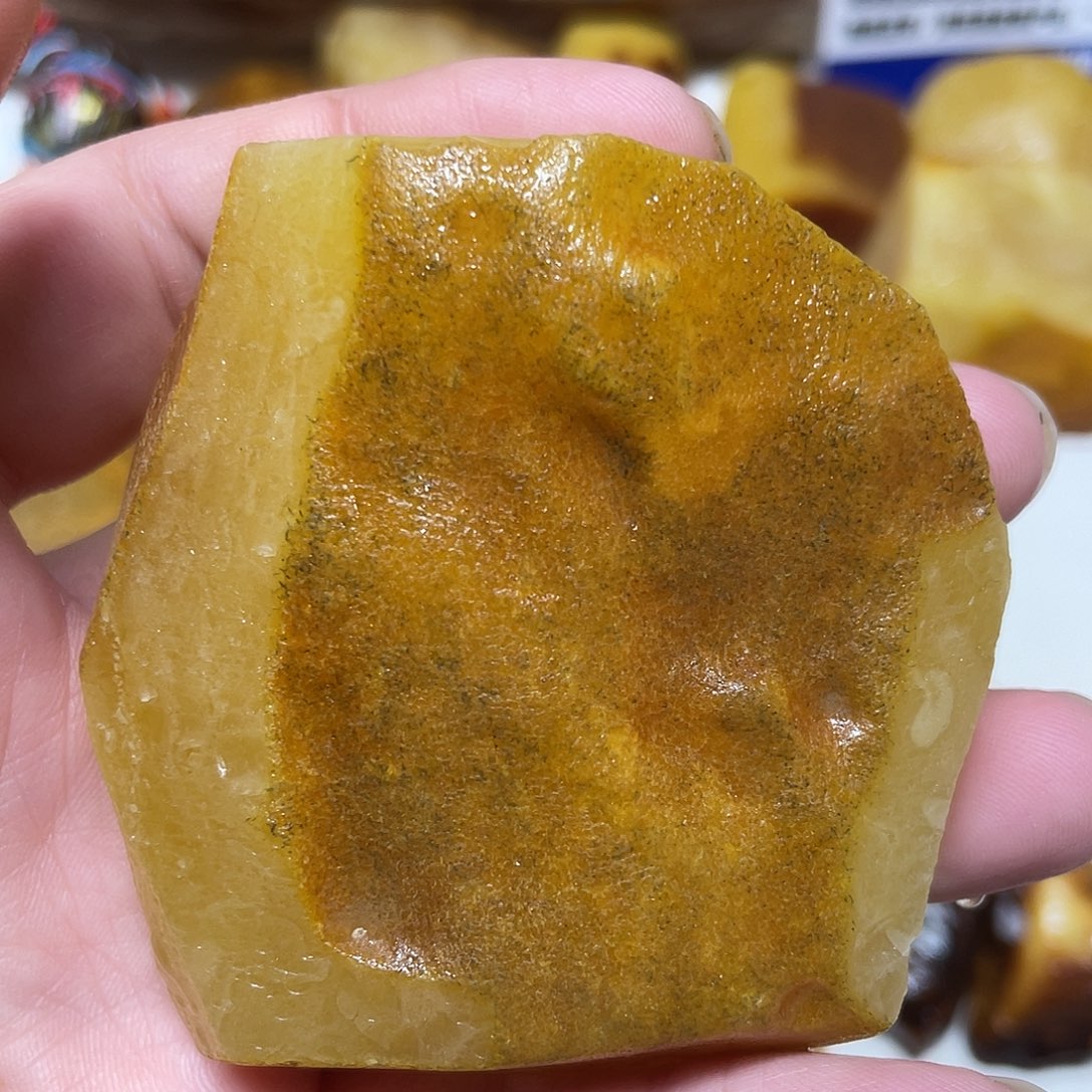 定制琥珀未镶嵌原矿琥珀