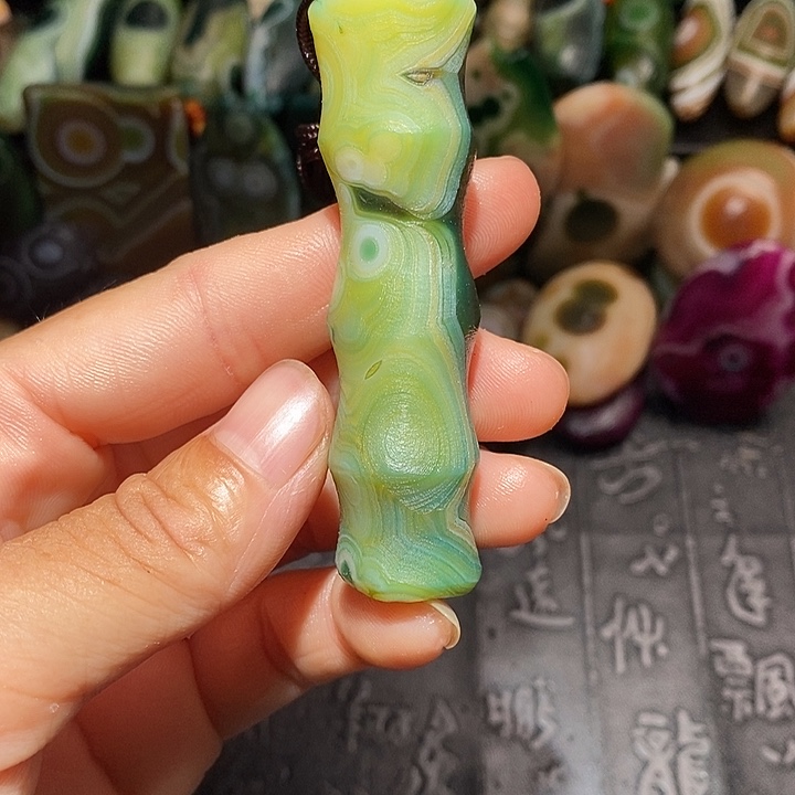 合金颈饰玛瑙/玉髓