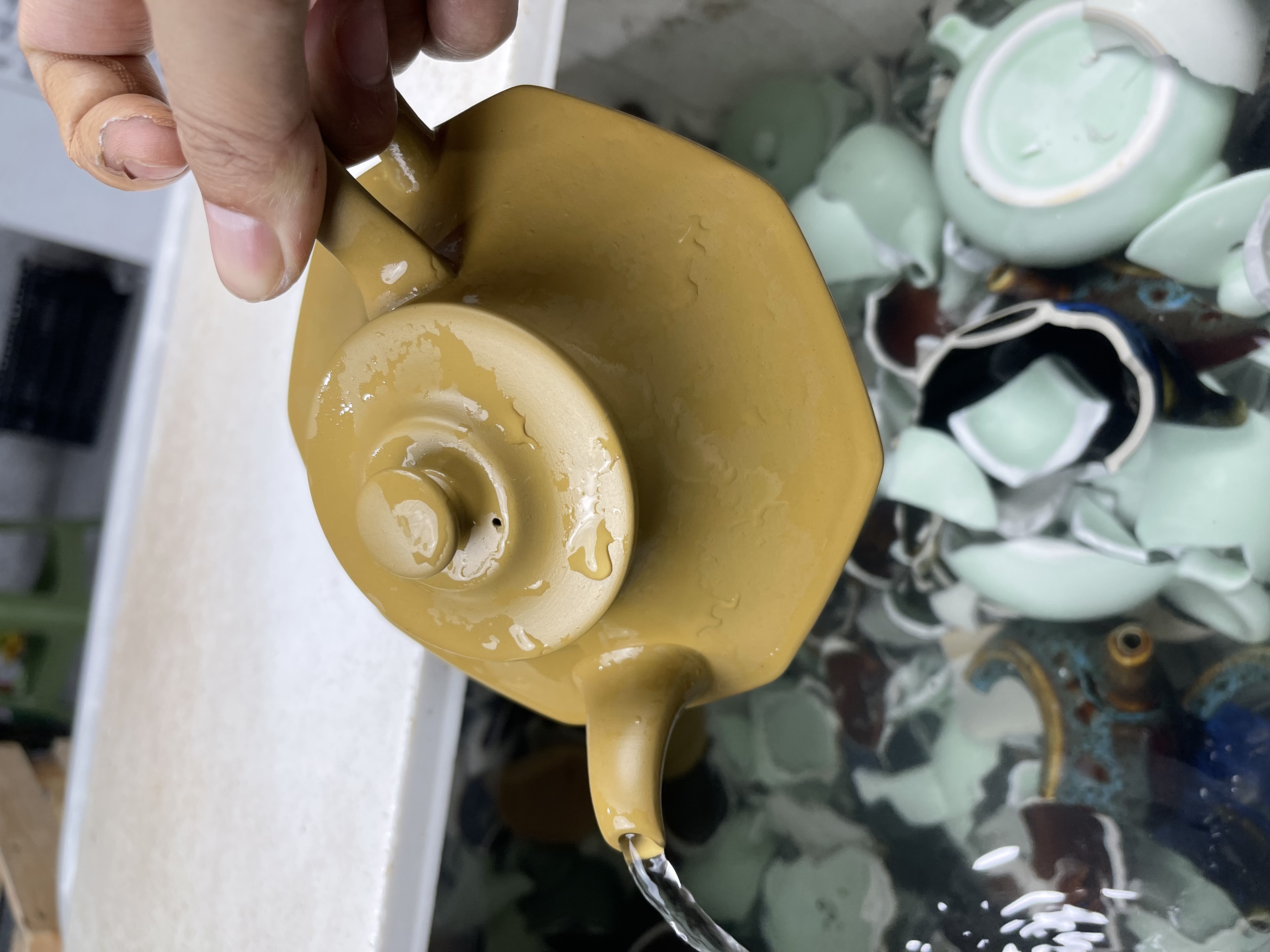 【闪购商品】八方来财黄金段泥虚柄壶BF