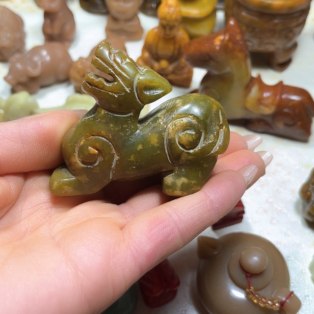 白玉菩提吊坠白玉菩提吊坠