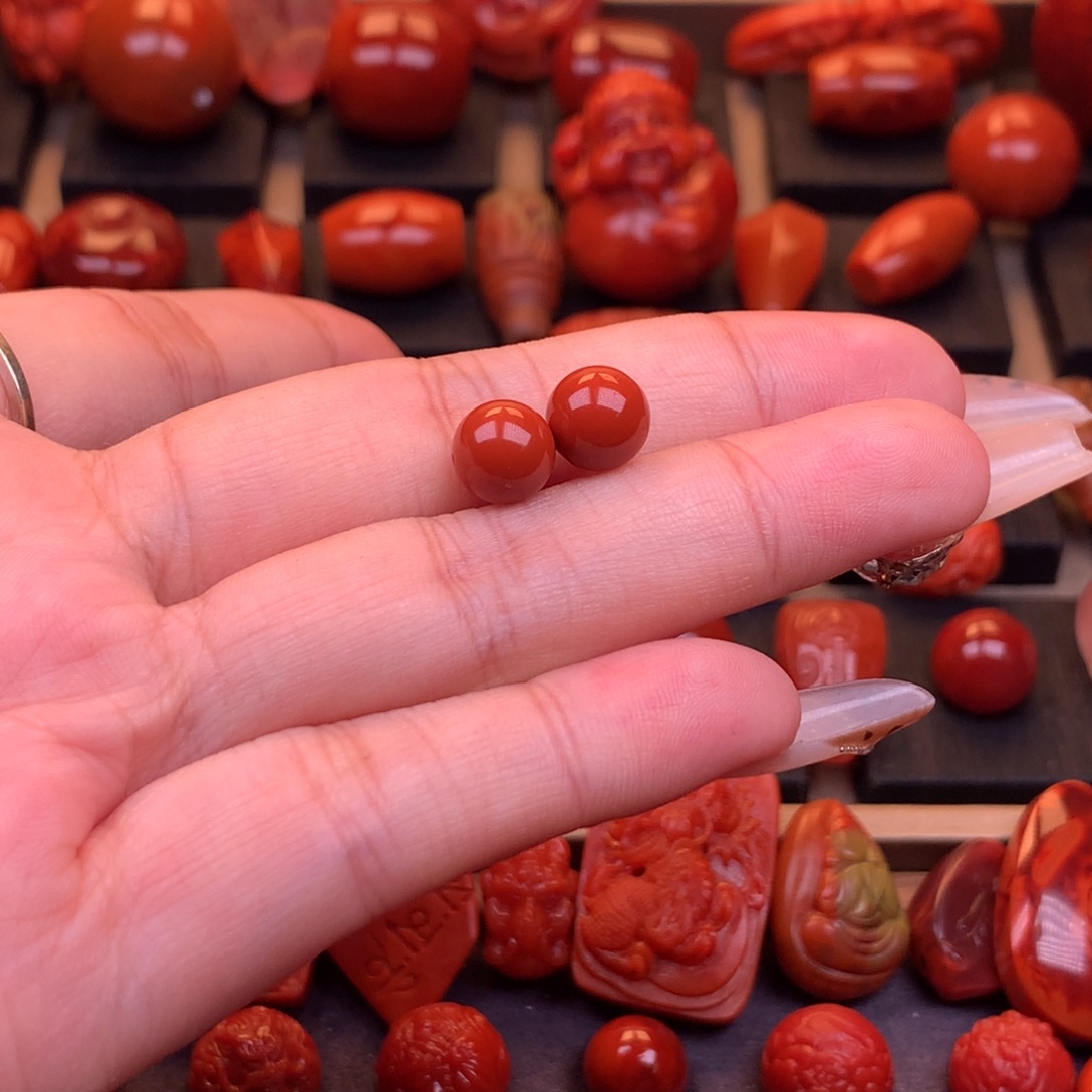 南红玛瑙未镶嵌川料原矿圆珠8mm