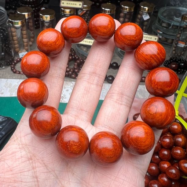 （12.10上新）原汁原味印度小叶紫檀1.8*13颗顶泥麟底金星老料手串