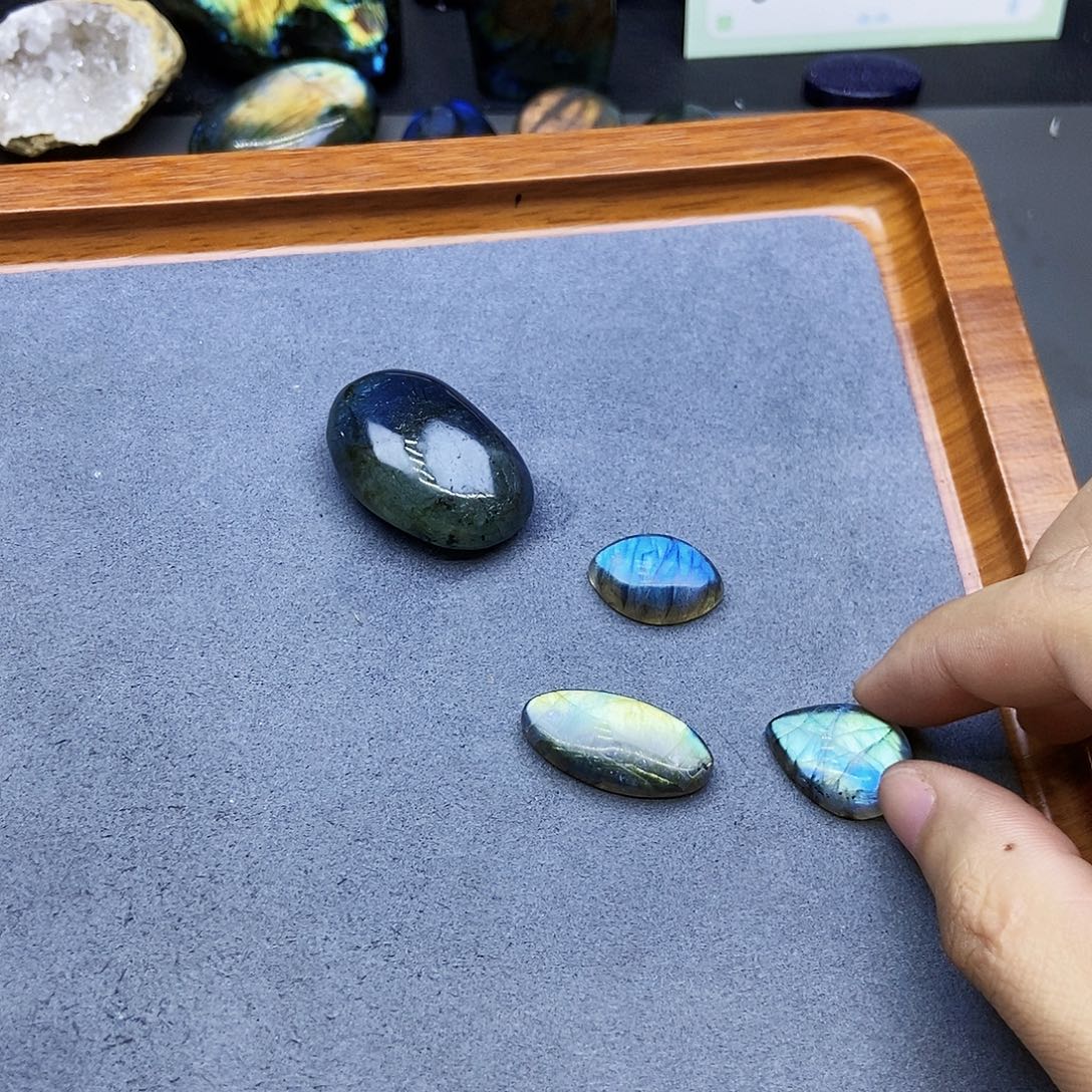 糊***生颈饰银S925镶嵌紫晶