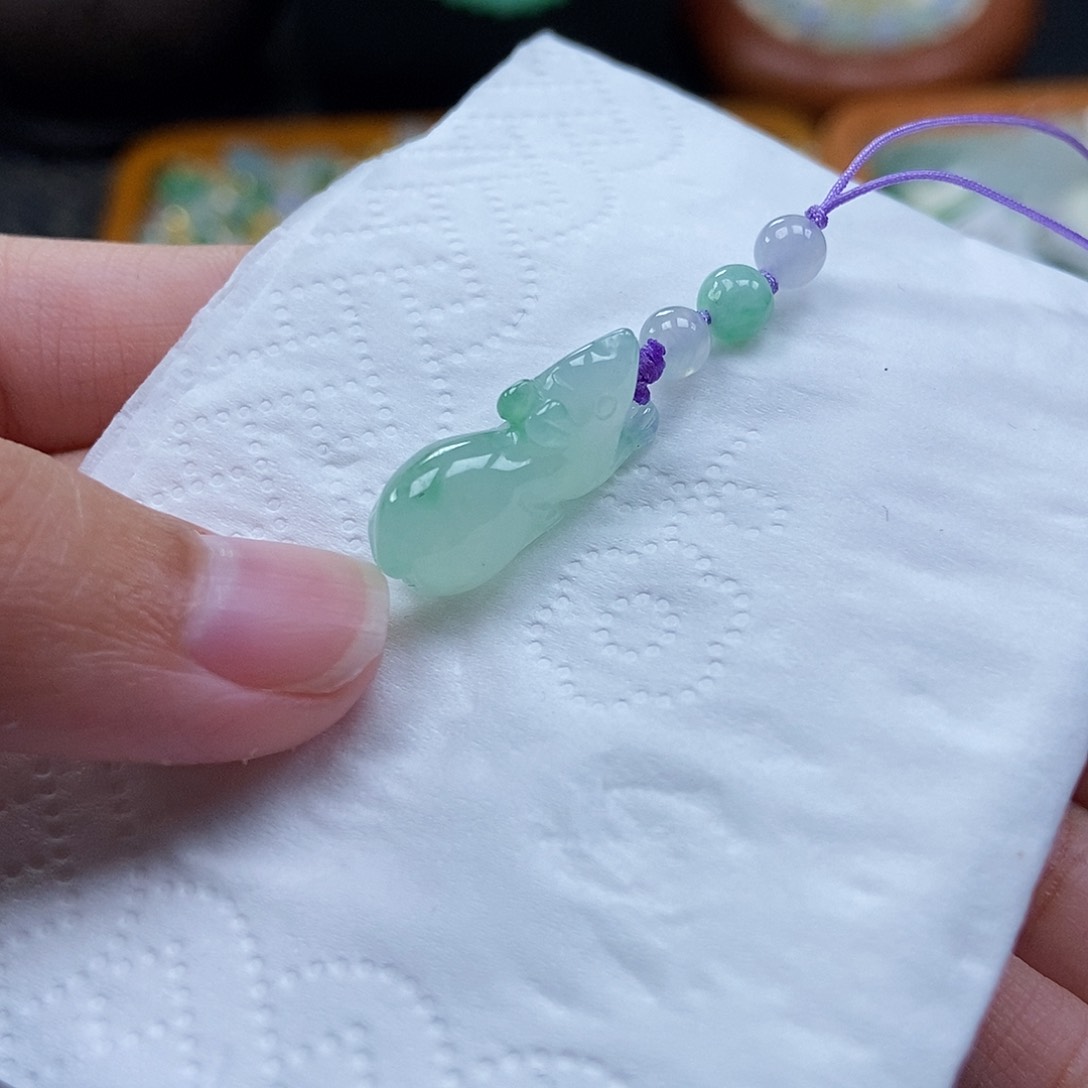 未镶嵌挂件翡翠闪