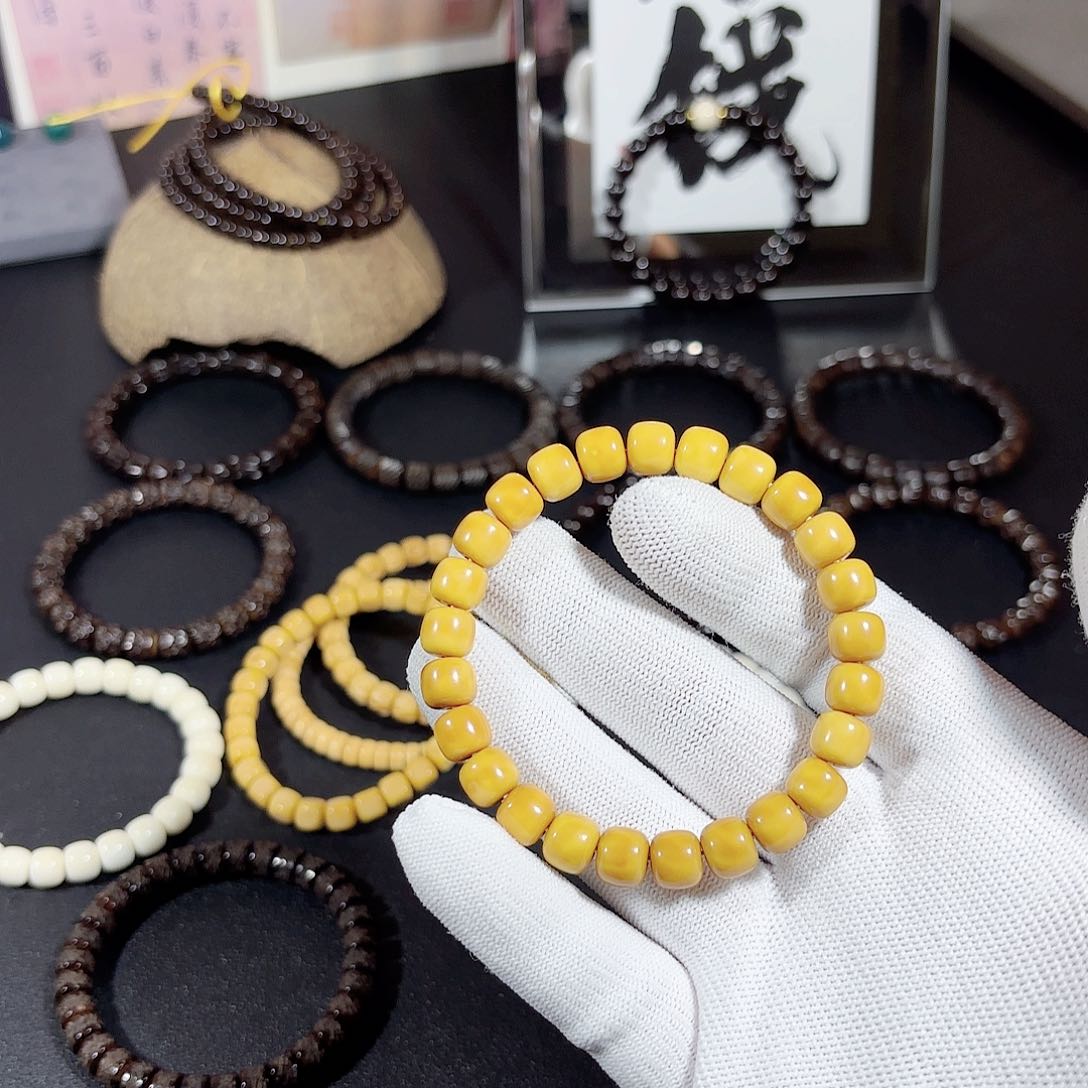 椰蒂吊坠S****七原生态98龙脊