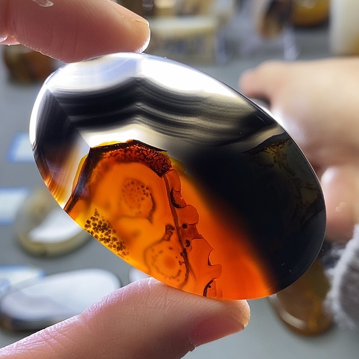 玛瑙/玉髓未镶嵌珠宝半成品150