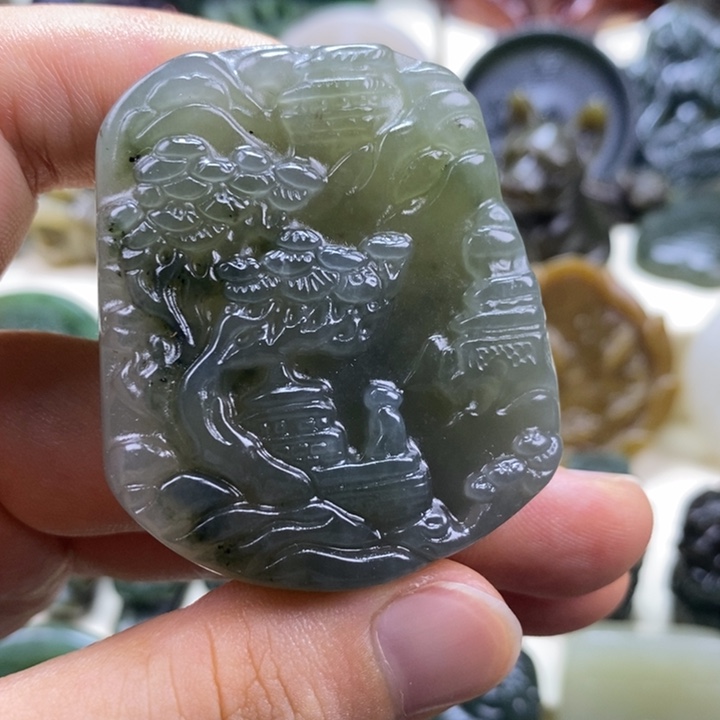 和田玉未镶嵌颈饰