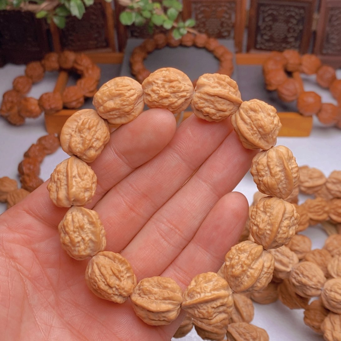 桃核手串班**李蛤蟆头尺寸18