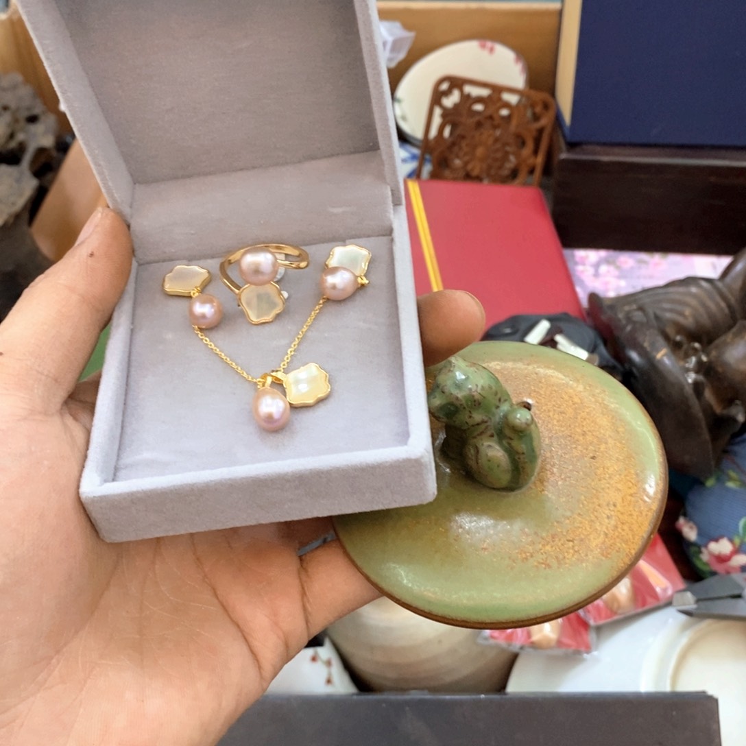 瓷片哈哈哈哈哈哈哈