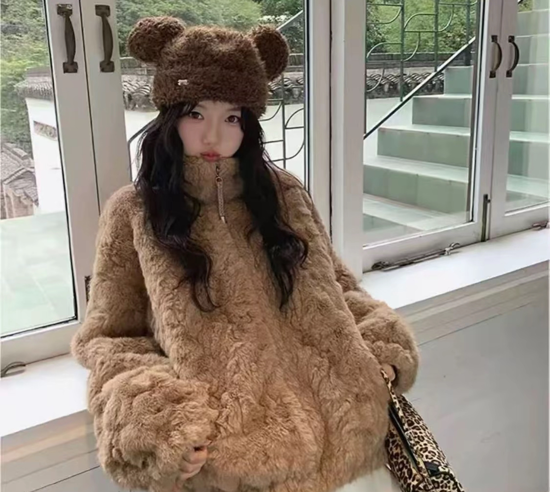 【新款+运费险】秋冬小胡羊仿皮毛一体毛毛外套百搭休闲时尚