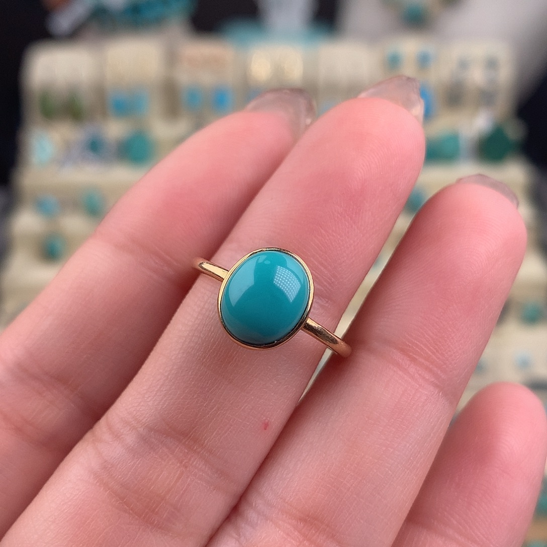 绿松石18K金镶嵌戒指