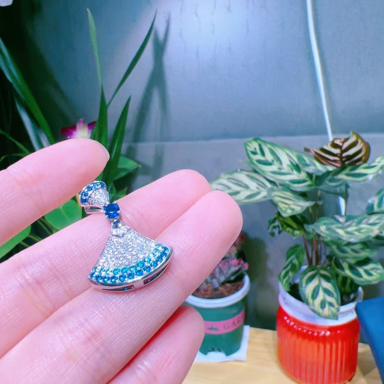 铂金Pt950吊坠   4.39克