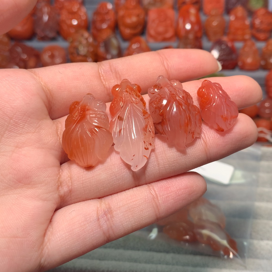 【闪购商品】未镶嵌冰飘金鱼微瑕放漏南红玛瑙