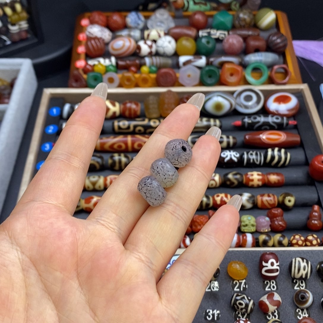 玛瑙/玉髓未镶嵌珠宝半成品