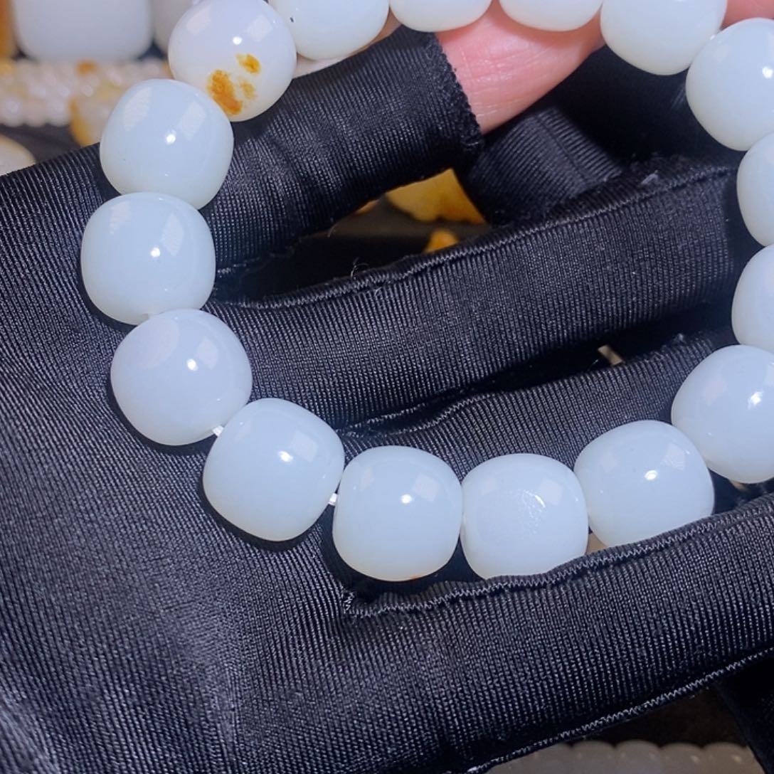 平***福和田玉未镶嵌手链