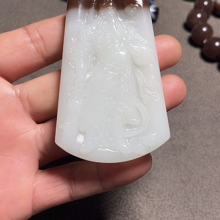 和田玉（糖玉）未镶嵌手镯