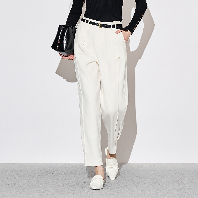 XG雪歌白色束脚休闲裤秋季新款明线设计修身直筒裤女