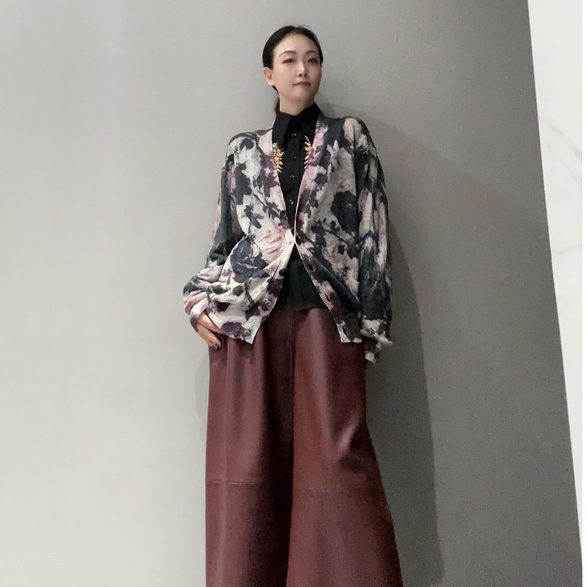 高级印花长袖开衫外套MW10448