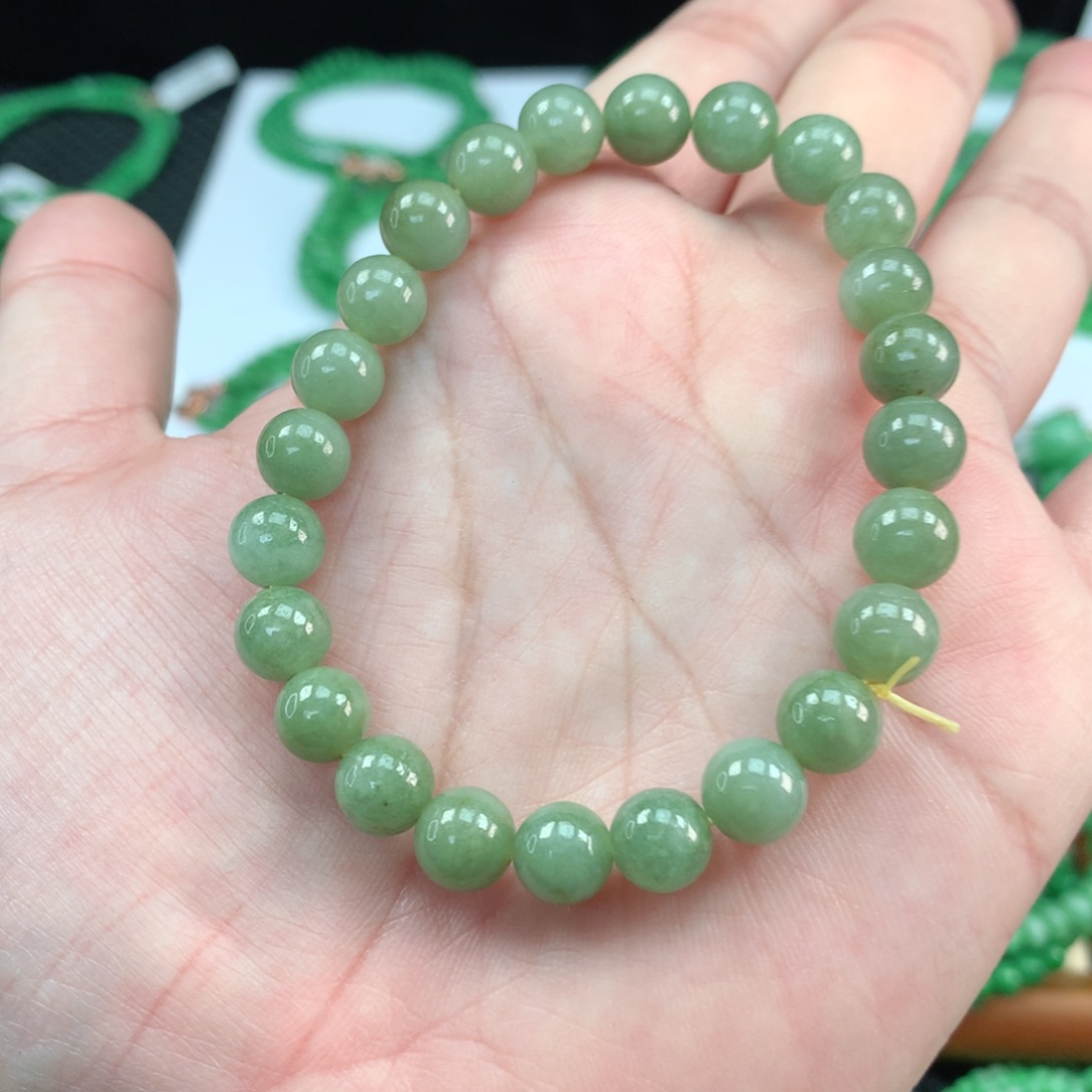 翡翠手链未镶嵌翡翠