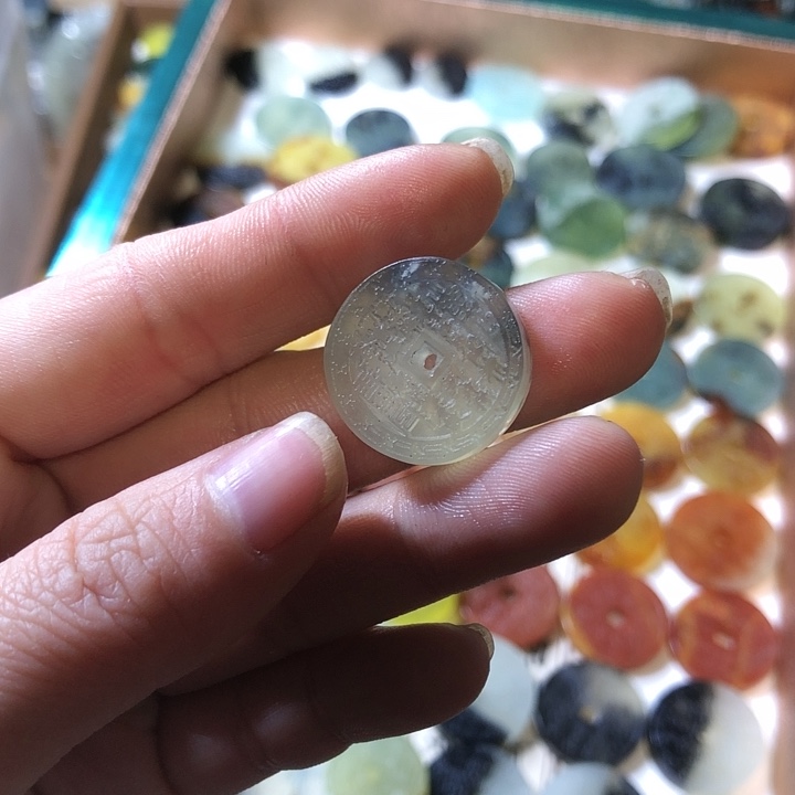 岫玉岫玉挂件未镶嵌