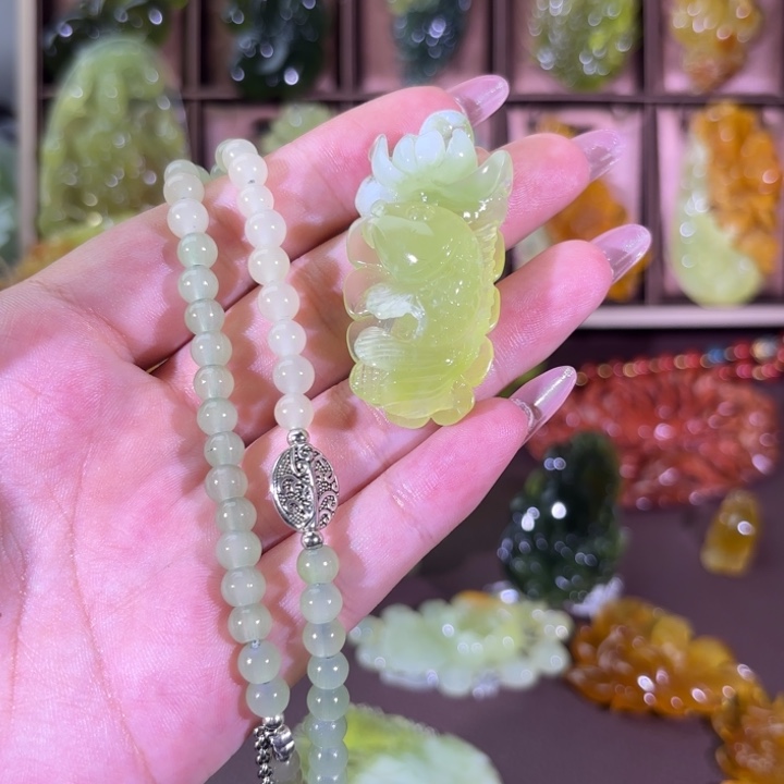 未镶嵌蛇纹石玉颈饰爱****精