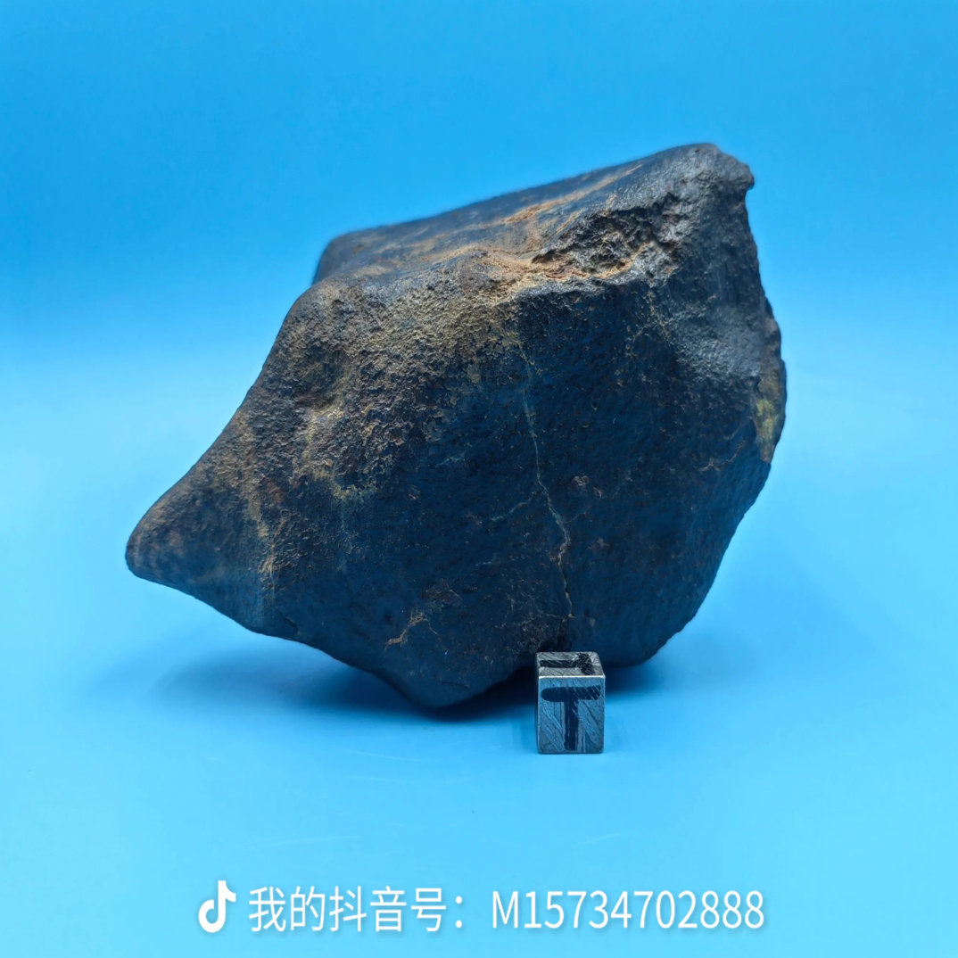 自然坠落 普通球粒石高铁H 1100克  摆件