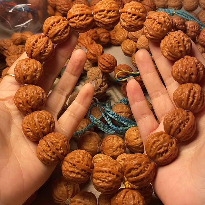 文玩核桃手串元宝八棱