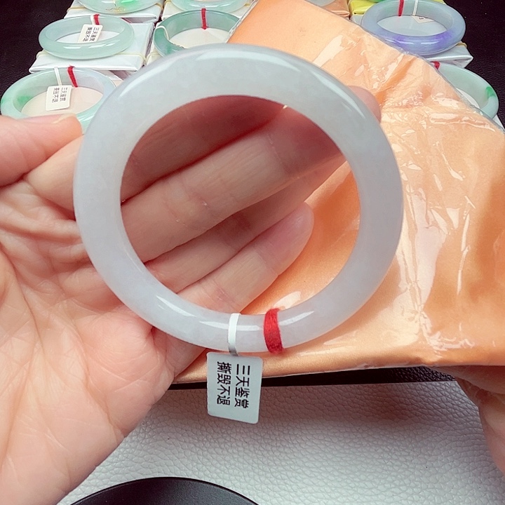 森***岛翡翠未镶嵌手镯天然缅甸翡翠