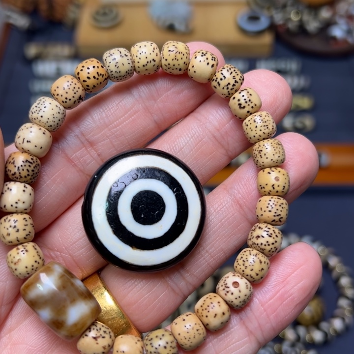 星月菩提吊坠临****）星月菩提