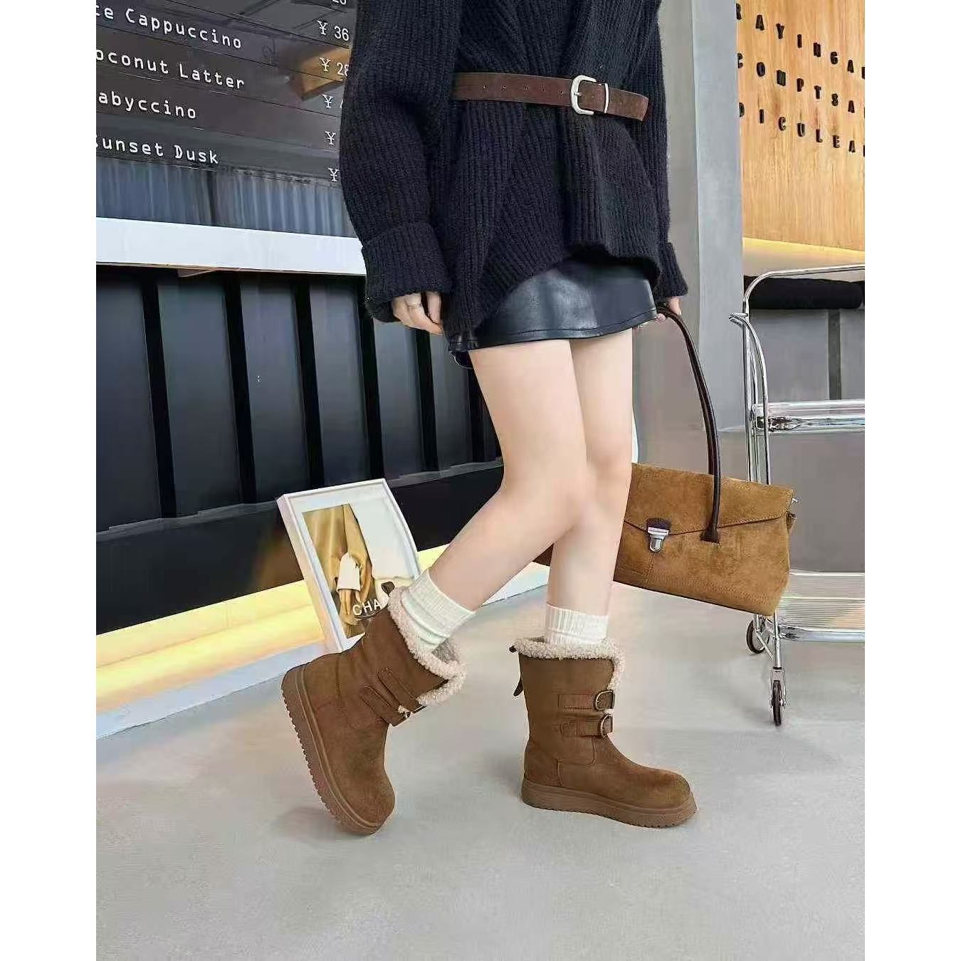 新款气质百搭潮流女士{大棉}休闲短靴B/CC/6131