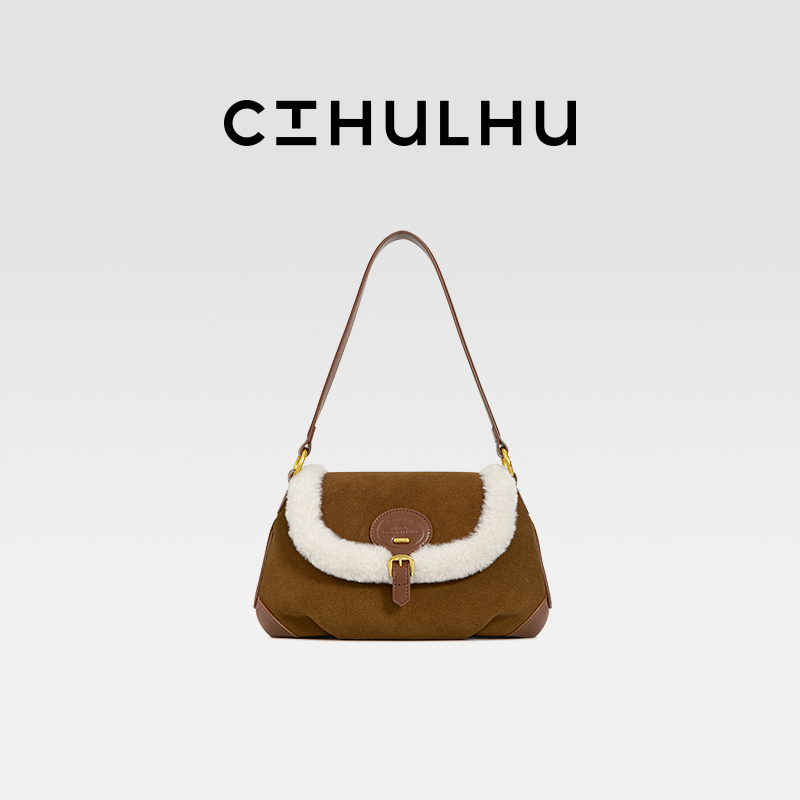 CTHULHU【毛绒暖棕法棍包】CT508B412韩国小众品牌秋冬包