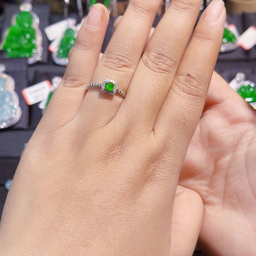 翡翠戒指银S925镶嵌戒指