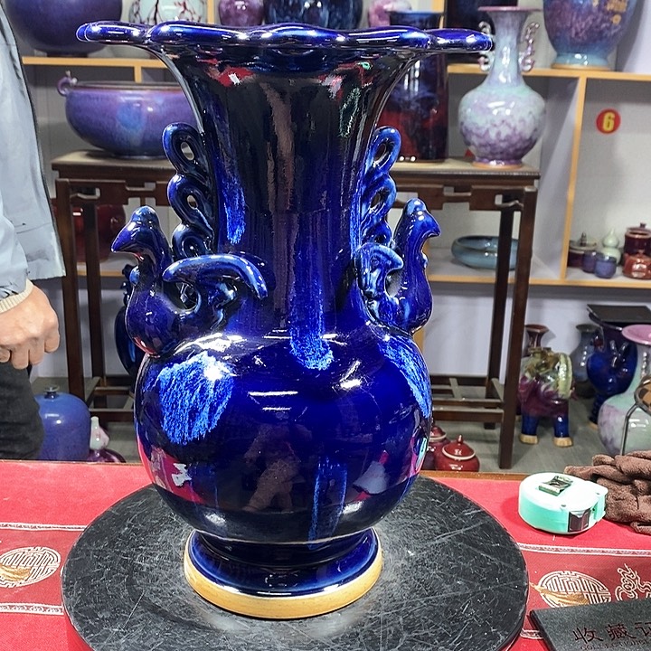 瓶中国神垕精品钧瓷