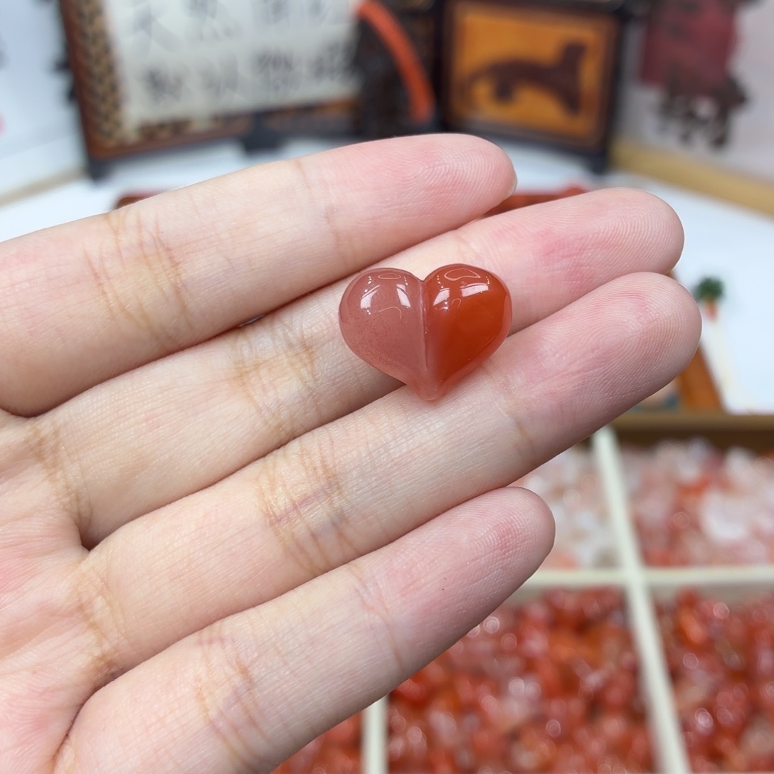 南红玛瑙未镶嵌配饰南红屁桃