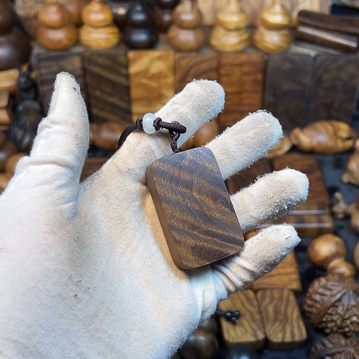 楠木金丝楠木小叶