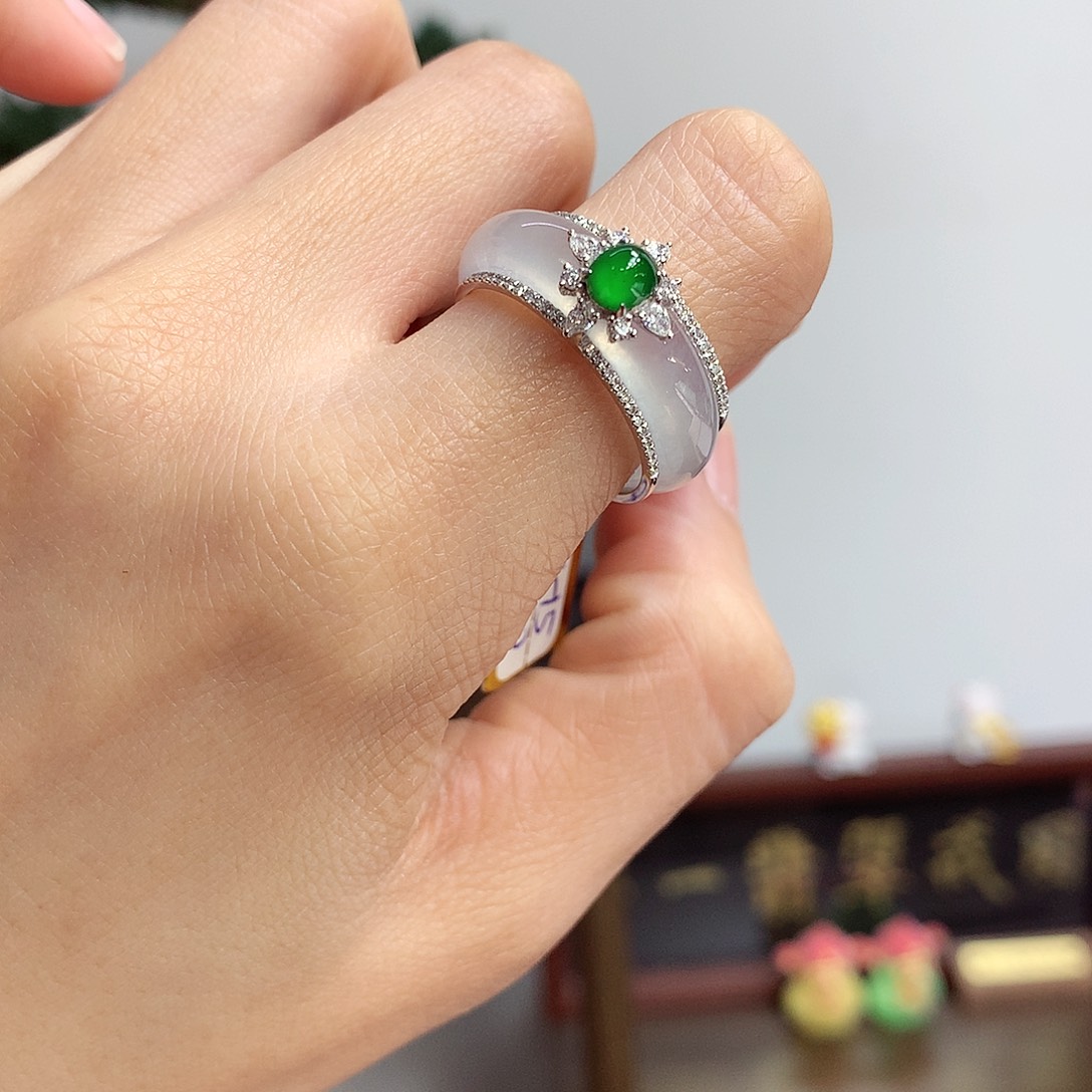 18K金镶嵌戒指翡翠14-15号一套